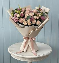 Букет цветов из:  Розы и Лизиантусы в Долгое Ледово