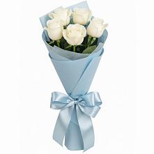 Букет 5 Белых роз Проуд в Долгое Ледово