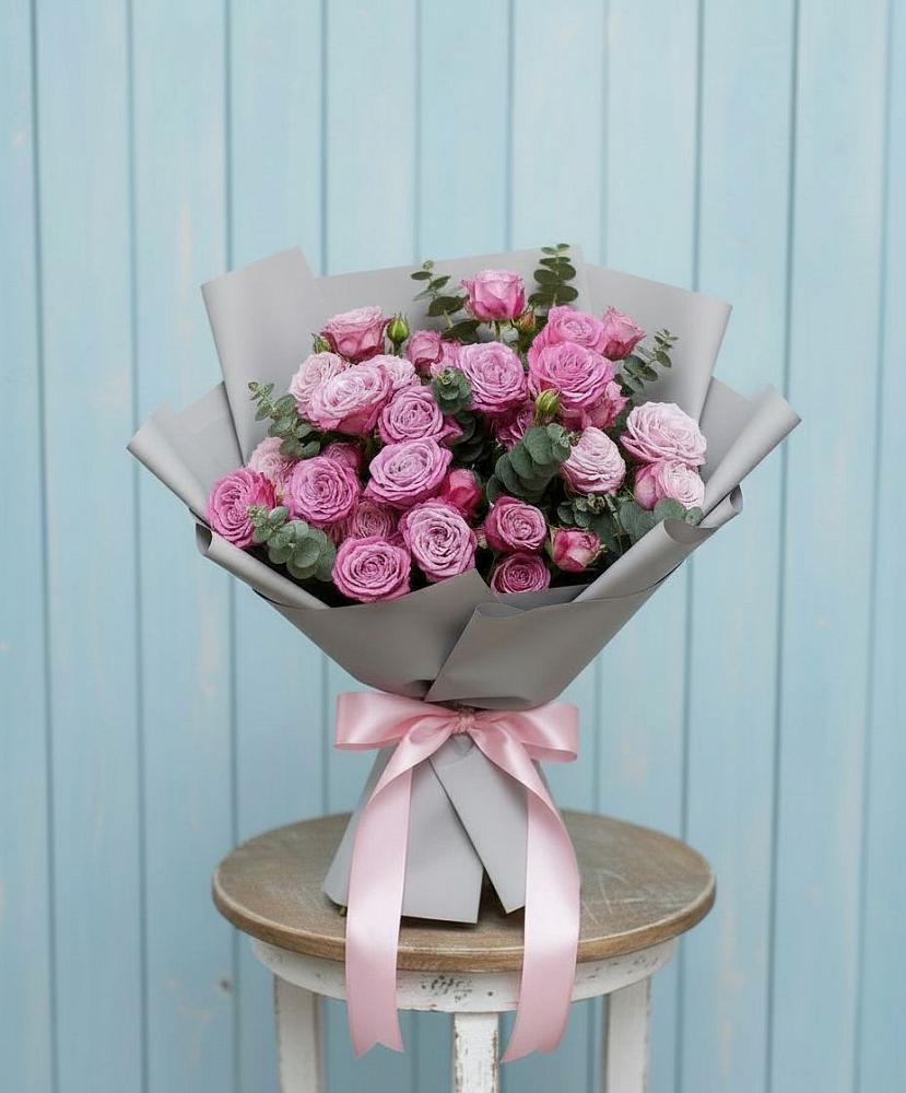 Букет цветов из: Розы в Долгое Ледово