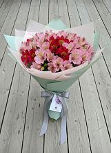 Букет цветов из:  Альстромерии в Долгое Ледово