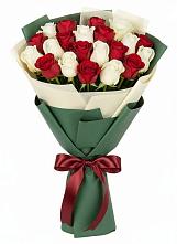 Букет Микс из красных и белых роз #REPLACE_PRED# Долгое Ледово