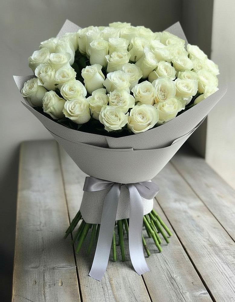 Букет 35 Белых роз в Долгое Ледово