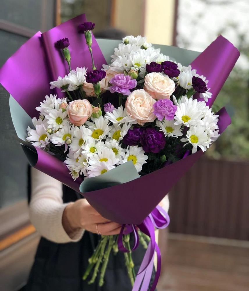 Букет цветов из: Хризантемы, Гвоздики и Розы в Долгое Ледово