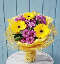 Букет цветов из:  Хризантемы и Герберы в Долгое Ледово