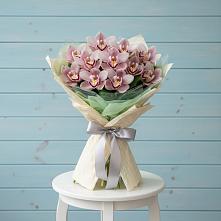 Букет цветов из:  Орхидеи и Розы #REPLACE_PRED# Долгое Ледово