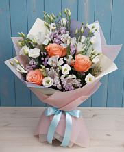 Букет цветов из:  Лизиантусы, Розы, Альстромерии и Гипсофила в Долгое Ледово