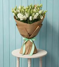 Букет цветов из:  Лизиантусы в Долгое Ледово