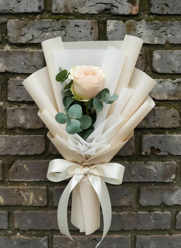 Букет цветов из: Розы в Долгое Ледово