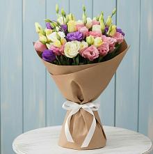 Букет цветов из:  Лизиантусы в Долгое Ледово