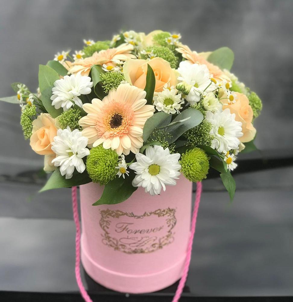 Цветочная композиция из Розы, Герберы и Хризантемы в шляпной коробке в Долгое Ледово